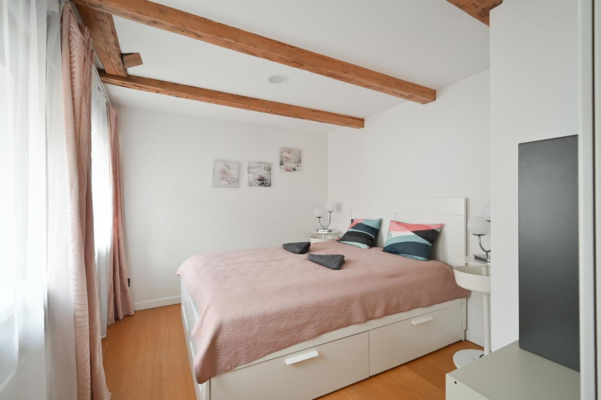 Modern & 2bdrm Íbúð